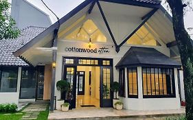 Cottonwood Boutique Heritage Otten